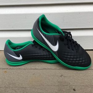 Nike indoor soccer shoes